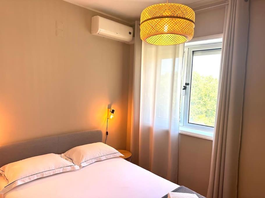 Renovado Com Ac, 2 Wc Completos, Terraco E Garagem Lejlighed Porto Eksteriør billede