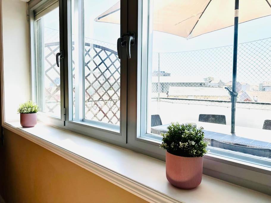 Renovado Com Ac, 2 Wc Completos, Terraco E Garagem Lejlighed Porto Eksteriør billede