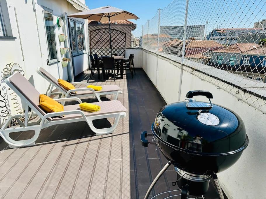 Renovado Com Ac, 2 Wc Completos, Terraco E Garagem Lejlighed Porto Eksteriør billede