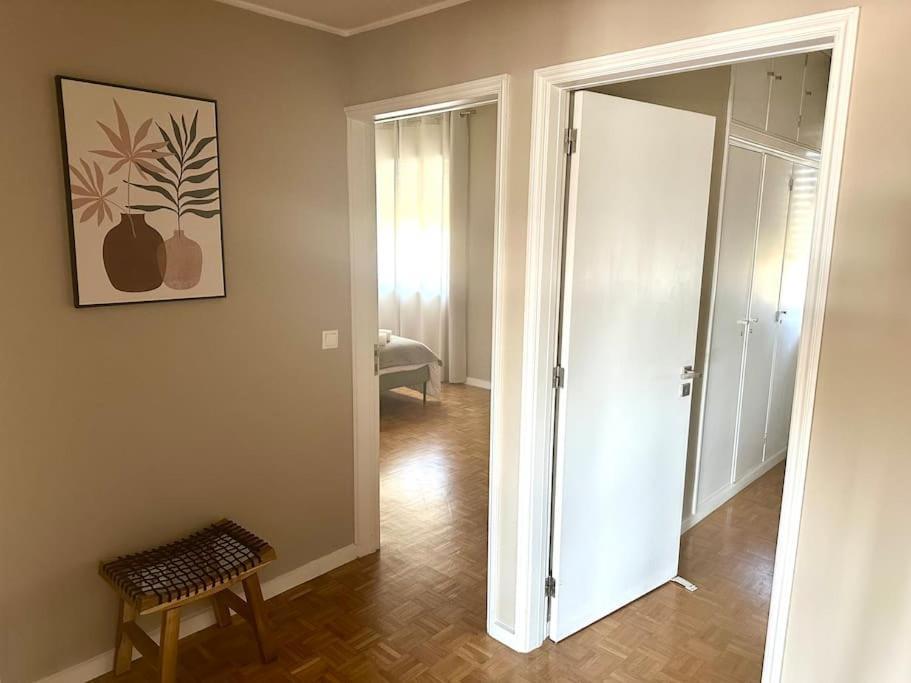 Renovado Com Ac, 2 Wc Completos, Terraco E Garagem Lejlighed Porto Eksteriør billede